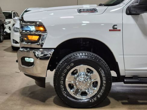 Used 2025 RAM 2500 Tradesman AWD/4WD image 4