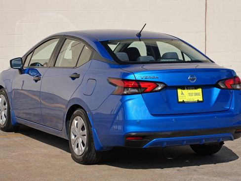 Used 2020 Nissan Versa S FWD image 44