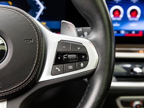 Used 2023 BMW X7 xDrive40i w/ Executive Package image 39