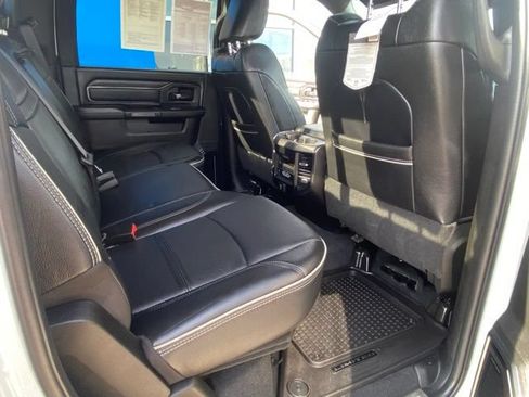 Used 2024 RAM 2500 Limited AWD/4WD image 23