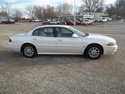 Used 2003 Buick Le Sabre Limited w/ Celebration Edition Package image 4
