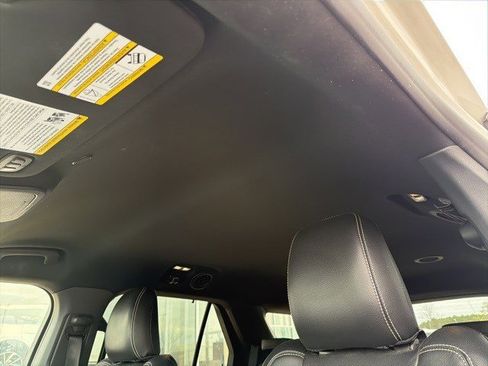 Used 2020 Ford Explorer ST w/ Premium Technology Package image 17