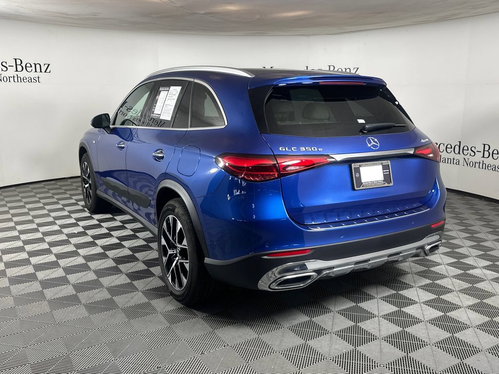 Certified 2025 Mercedes-Benz GLC 350e 4MATIC image 5