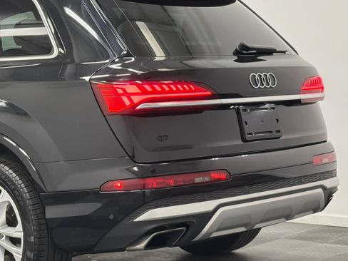 Used 2025 Audi Q7 3.0T Premium Plus AWD/4WD image 7