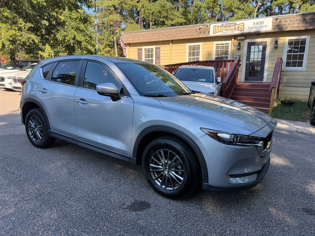 Used 2021 MAZDA CX-5 Touring FWD image 4