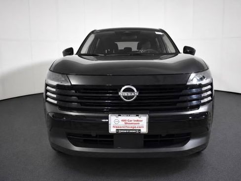 Certified 2025 Nissan Kicks SV AWD/4WD image 2