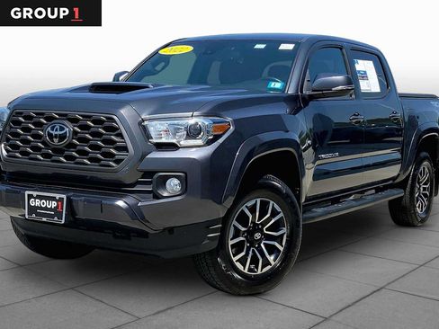 Used 2022 Toyota Tacoma TRD Sport w/ Technology Package AWD/4WD image 1