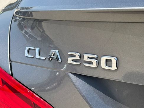 Used 2018 Mercedes-Benz CLA 250 4MATIC image 13