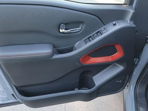 Used 2023 Nissan Frontier PRO-4X w/ Pro-4X Premium Package image 40