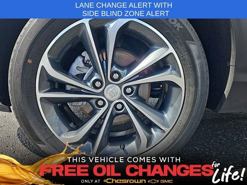 Used 2023 Buick Encore GX Select w/ Safety Package II image 22