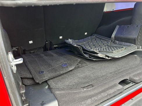 Used 2018 Jeep Wrangler Unlimited Sport S image 18