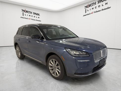 Used 2022 Lincoln Corsair FWD w/ Premium Package image 7
