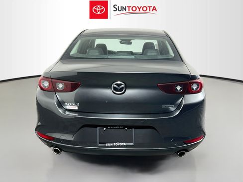 Used 2024 MAZDA MAZDA3 s FWD image 5