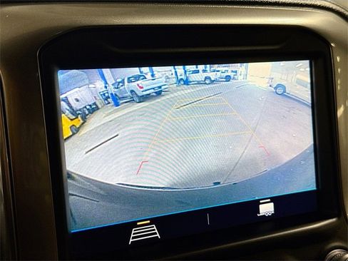 Used 2020 Chevrolet Silverado 1500 RST w/ Convenience Package image 13