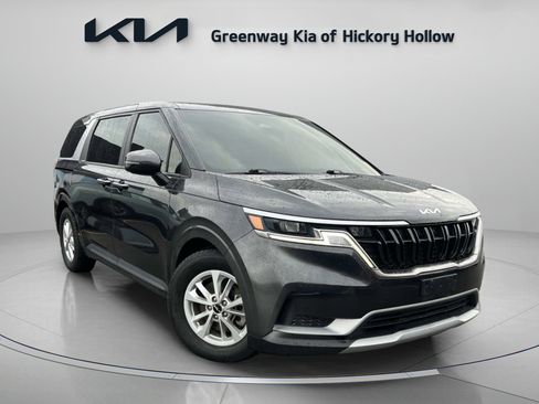 Certified 2024 Kia Carnival LX image 1