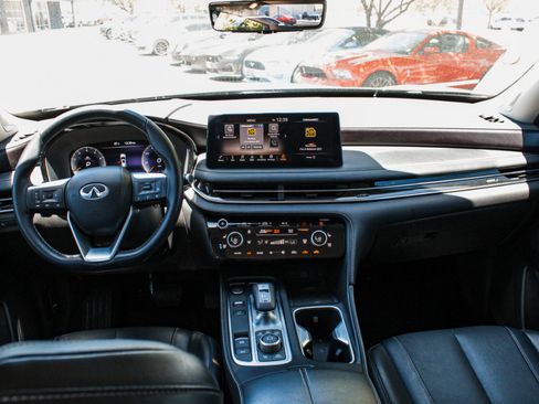 Used 2023 INFINITI QX60 Sensory w/ Vision Package AWD/4WD image 32