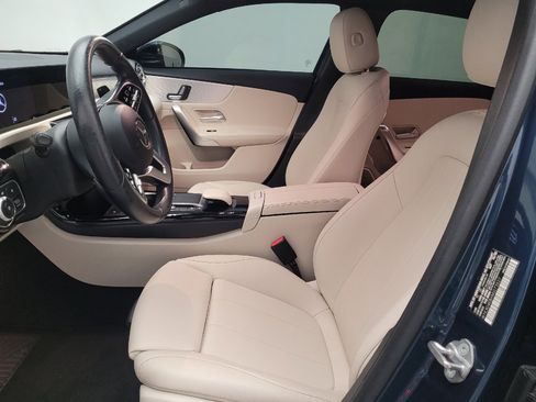 Used 2021 Mercedes-Benz A 220 image 17