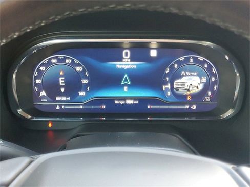 Used 2022 Chevrolet Tahoe Z71 w/ Luxury Package image 21