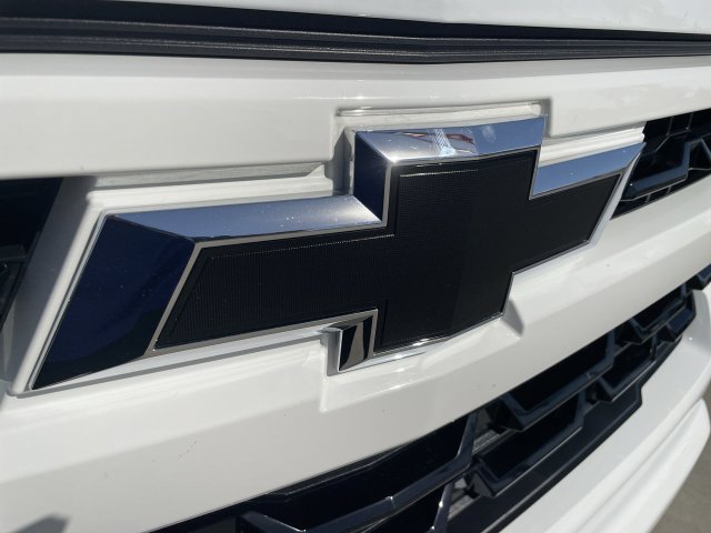 Used 2024 Chevrolet Silverado 1500 RST w/ Z71 Off-Road Package AWD/4WD image 30