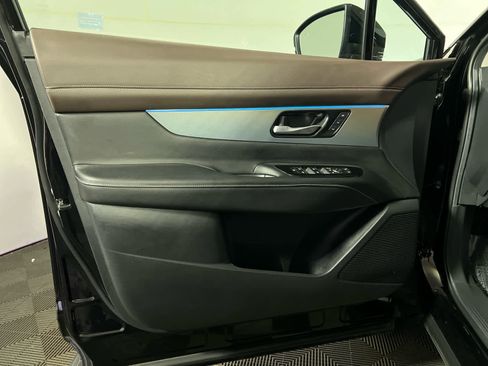 Used 2025 Nissan Murano Platinum w/ Cargo Package image 18