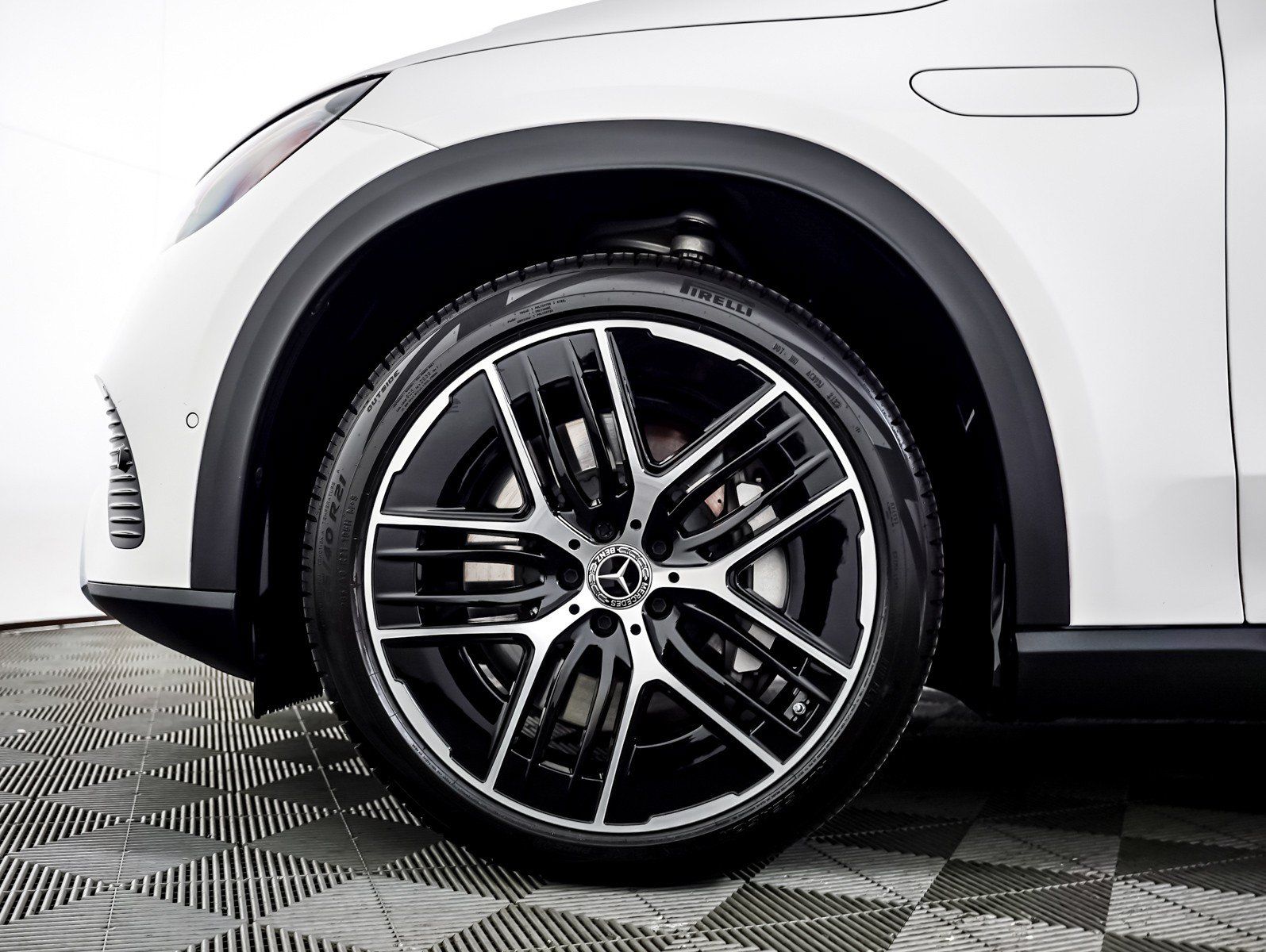 Certified 2023 Mercedes-Benz EQE 350+ 4MATIC SUV image 4