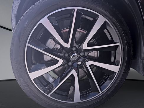 Used 2023 Volvo XC90 B5 Plus w/ Protection Package Premier AWD/4WD image 45