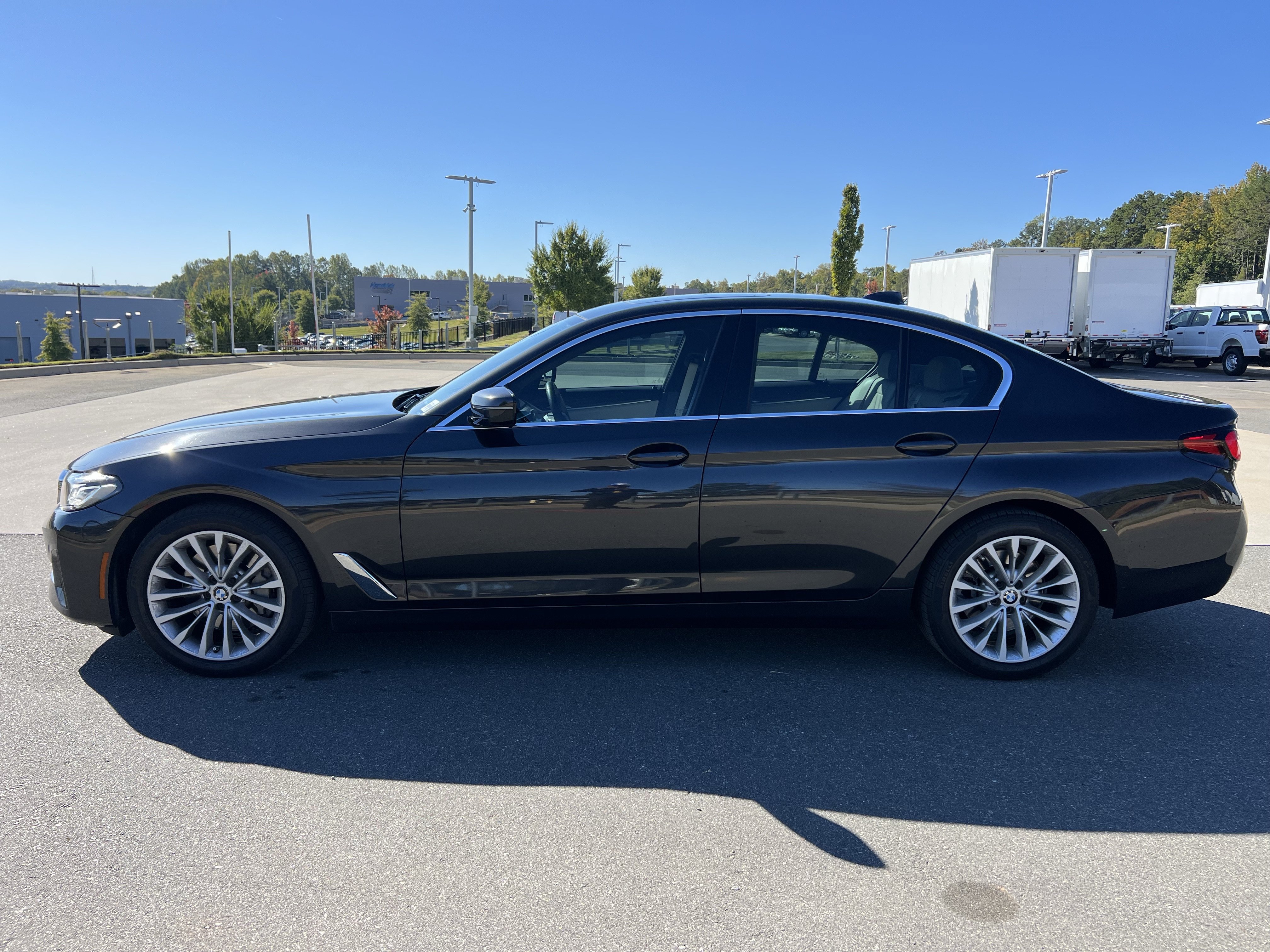 Used 2023 BMW 530i w/ Convenience Package RWD image 35