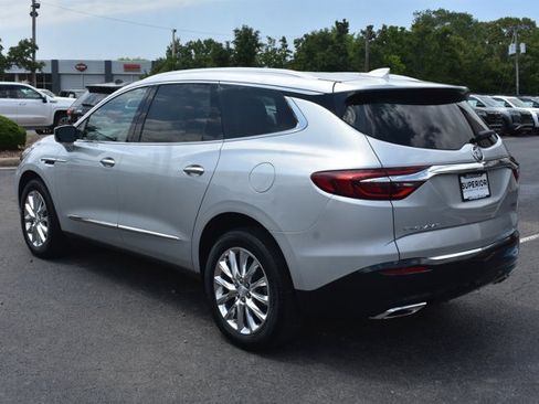 Used 2021 Buick Enclave Premium w/ Surround and Sites Package FWD image 8
