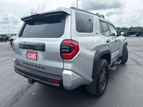 Certified 2025 Toyota 4Runner SR5 AWD/4WD image 9