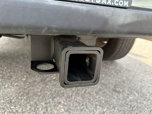 Used 2017 Nissan Frontier SV image 11