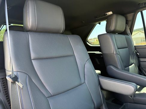 Used 2026 Toyota Sequoia Platinum AWD/4WD image 15