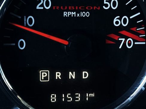 Used 2016 Jeep Wrangler Unlimited Rubicon image 21