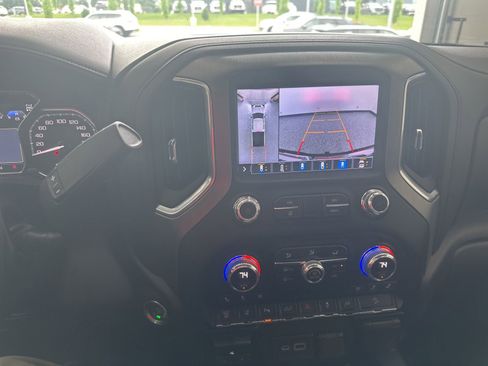 Used 2022 GMC Sierra 2500 Denali w/ Technology Package AWD/4WD image 27