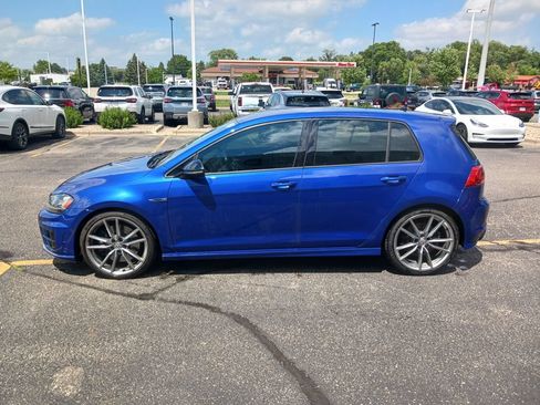 Used 2017 Volkswagen Golf R 4-Door AWD/4WD image 7