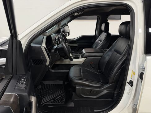 Used 2020 Ford F350 Lariat w/ Lariat Ultimate Package AWD/4WD image 13