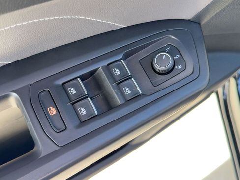 Used 2023 Volkswagen Atlas Cross Sport SEL R-Line image 13