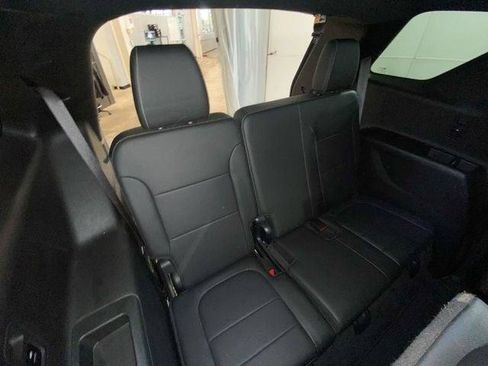 Used 2023 Chevrolet Traverse LT w/ Midnight/Sport Edition AWD/4WD image 13