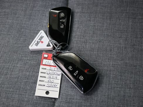 Used 2023 Volkswagen ID.4 Pro image 30