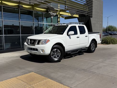 Used 2019 Nissan Frontier PRO-4X w/ Pro-4x Luxury Package AWD/4WD image 1