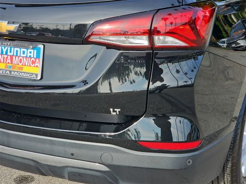 Used 2022 Chevrolet Equinox LT image 36