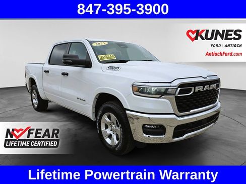 Used 2025 RAM 1500 Big Horn AWD/4WD image 1