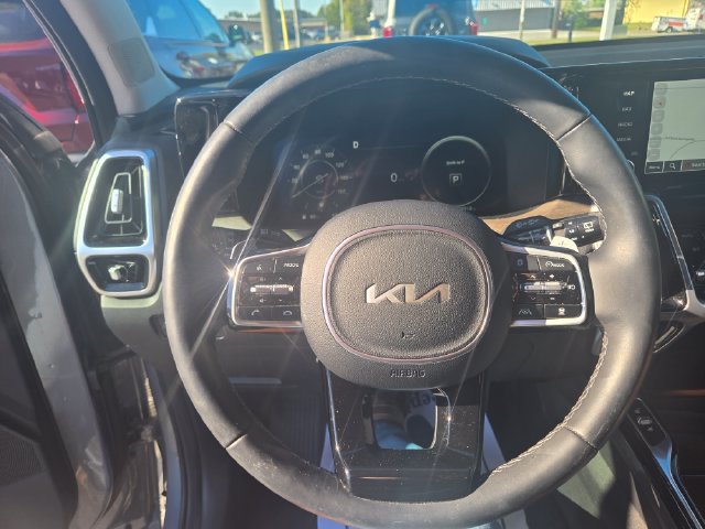 Used 2023 Kia Sorento SX Prestige AWD/4WD image 17