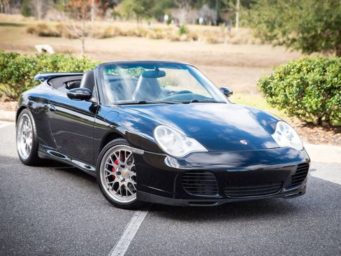Used 2004 Porsche 911 Carrera 4S image 1