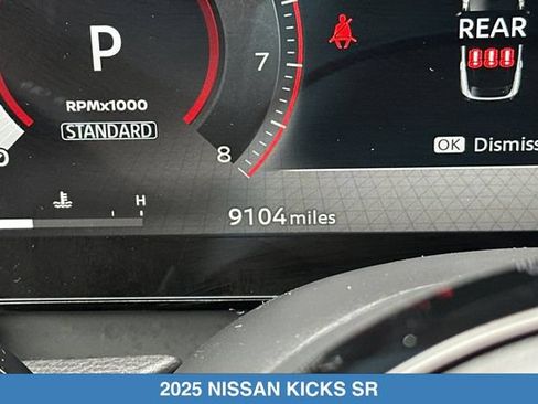 Used 2025 Nissan Kicks SR AWD/4WD image 28
