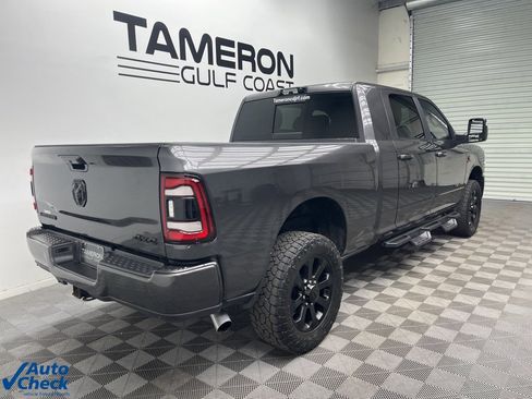 Used 2024 RAM 2500 Laramie w/ Night Edition image 7