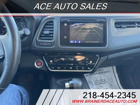 Used 2017 Honda HR-V EX-L image 10