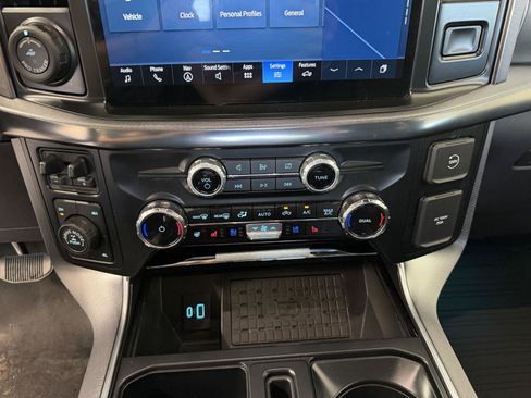 Certified 2024 Ford F150 Platinum AWD/4WD image 21