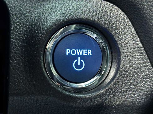 Used 2021 Toyota RAV4 XSE image 19