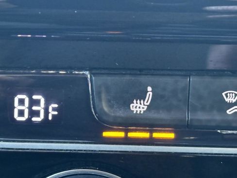 Used 2016 Volkswagen Golf R 4-Door image 30