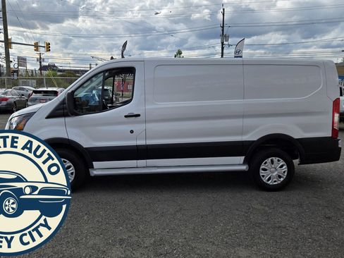 Used 2023 Ford Transit 250 Low Roof w/ Exterior Upgrade Package image 4